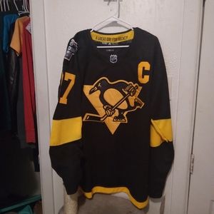 Sidney  Crosby 2019 stadium series jersey